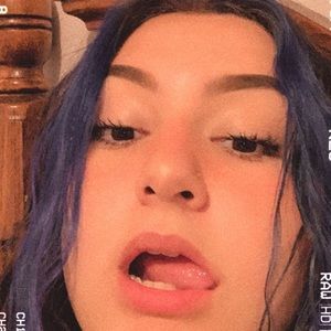 Meet your Posher, Isabelle